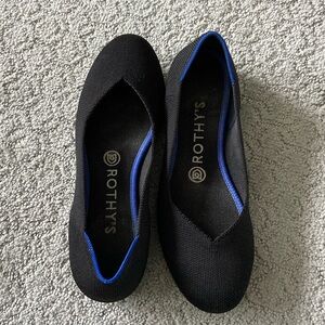 Rothy’s classic black ballet flat. Size 7. Excellent condition